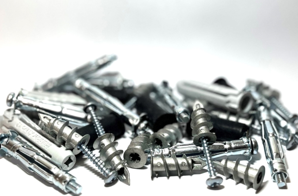 Cavity Fixings